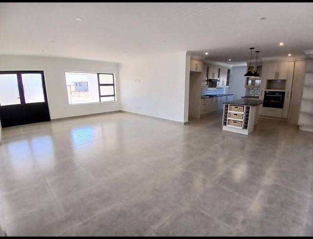 3 BEDROOM HOUSE FOR SALE IN STILBAAI-WES